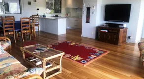 Majestic Townhouse On Moira - Image 2