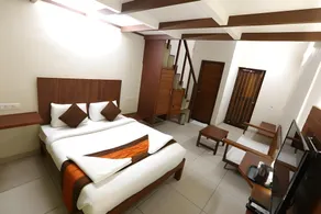 Raj Residency Hotel - Image 2