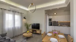 Elia Syros - Image 2