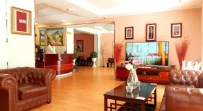 Al Ghubrah Plaza Hotel - Image 2