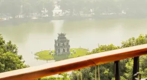 The Grand Hotel - Image 5