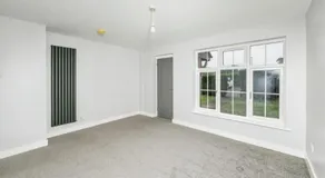 Newly Refurbished One Bedroom Ground Floor Flat - Image 5