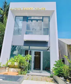 Aurora Beach House - Image 2