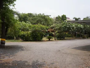 Paanpuanplace Resort - Image 3