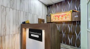 Townhouse Koyambedu Metro Station Chennai Formerly SR Residency - Image 5