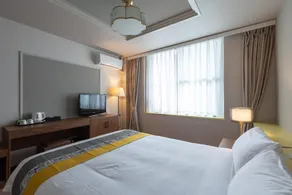 Hotel Oasis Garden - Image 2