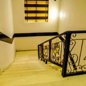 Royal Jatoz Hotel - Image 5