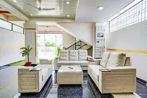 Hotel O Airport Suites - Image 4