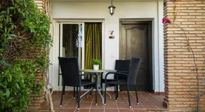 Appartement à 2 lits près de la plage avec piscines et spa, climatisation et Wi-Fi - Image 2