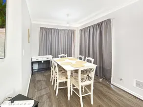 Comfortable 3-Bed Home in Marangaroo - Image 5