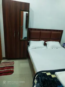 3BHK flat in midst of Varanasi - Image 4