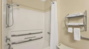 Quality Inn Jackson MI - Image 5
