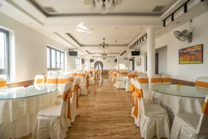 Bin Bin Phúc Hotel & Restaurant - Image 3