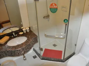 GreenTree Inn JiangSu ChangZhou MengHe Avenue QiLiang JinFu Business Hotel - Image 5