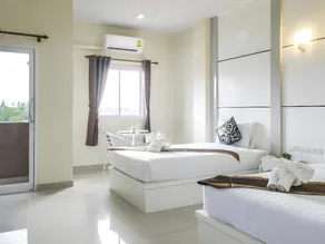 The Rich Residence - Image 4