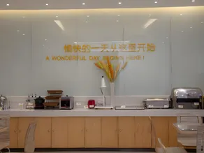 City Comfort Inn Yulin Wenhua Square Wanda Plaza - Image 2