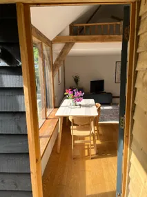 Beautiful Detached Barn in the Chiltern Hills - Image 3