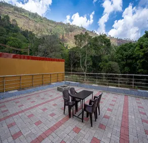 Raja Garden Hills View - Image 3