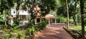 "Rohini Villa" 5 Bedroom Luxury Garden Villa in Kozhikode - Image 5