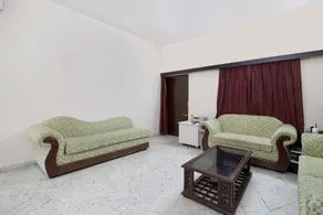 OYO Home 40395 Relaxing Stay - Image 5