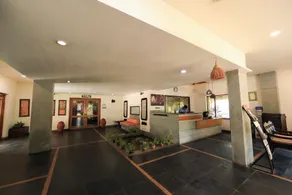 Hotel BTH Sarovaram - Image 3