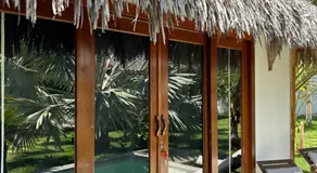 Tiki Pool's Bungalows - Image 4
