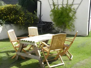 Court Farm Holiday Bungalows Ltd - Image 2