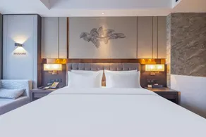 The GiorgioMorandi Hotels (Qingdao North Railway Station) - Image 2