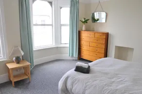 Clifton Road - Image 1