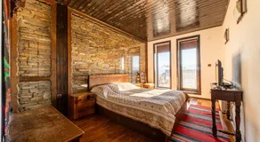 Vila Nikolina Guesthouse - Image 2