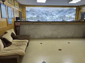 Dongfang Hotel - Image 2