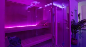 Deva Room Suite Spa - Image 4