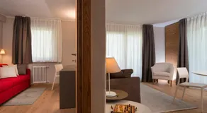 3 Chalets Aparthotel - Image 2