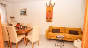 Great location,2 bedroom apartment - Image 5