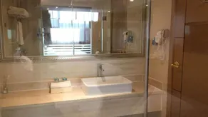 Shengshi Manhattan Hotel - Image 5