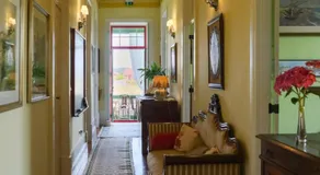 Vintage Balcony Guesthouse & Suites - Image 2