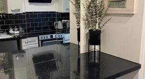 Spacious stylish apartment Croydon - Image 5