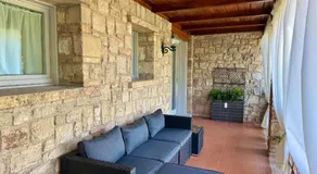 Sotto le Mura Monteriggioni - Unica casa a 50m dal Castello con Giardino e Parcheggio privato - Image 4