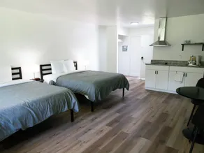 The Lagrange Inn & Extended Stay - Image 2