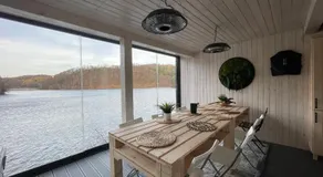 Lakeside Cottage by Bystrzyckie Lake & Dam - Image 3
