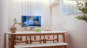 Sunny Stay - Image 3