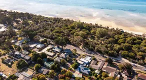 Beach Cottage. 100m to the beach 9minutes to Hot Springs. Pet Friendly - Image 5