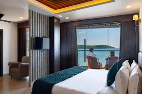 SEA BLISS - Image 2