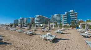 The Beach Houses - Image 4