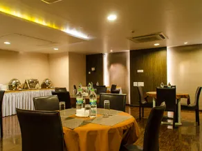 Hotel Siesta Hinjewadi - Image 3