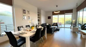 Farka Lake Luxury Villa - Image 3