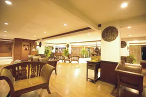 B2 Chang Phueak Gate Premier Hotel - Image 2