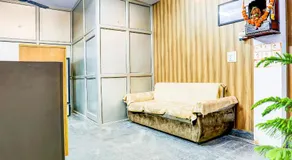 Hotel O Raas Near Hira Sweet - Image 5