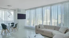 NEW!!! W Brickell Miami- ICON DELUXE LOUNGE with 2 masters - Image 4