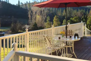 Blackberry Inn Yosemite - Image 3